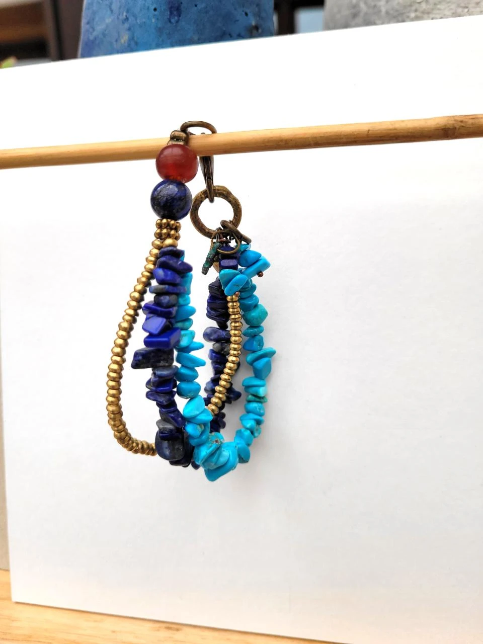 Een romantische, beschermende, 3 rangs, unisex, lapis lazuli, turkoois armband – photo 2